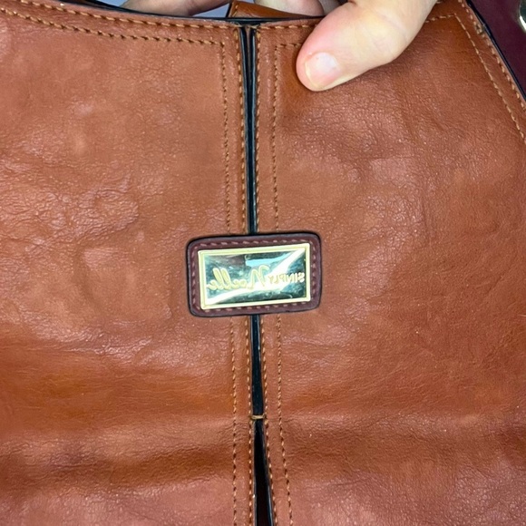 Simply Noelle CrossBody/Shoulder Bag, SZ 15”X6”x 12” Approximate, Many Pockets - Picture 8 of 16